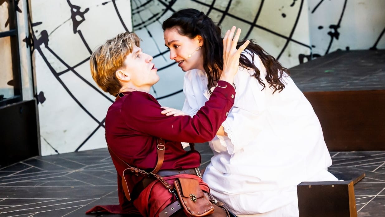 Romeo & Juliet